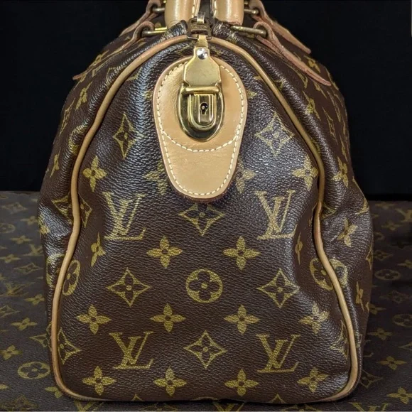 1970s LOUIS VUITTON Speedy 30 The French Company - Vintage LV Bag - Picture 11 of 15